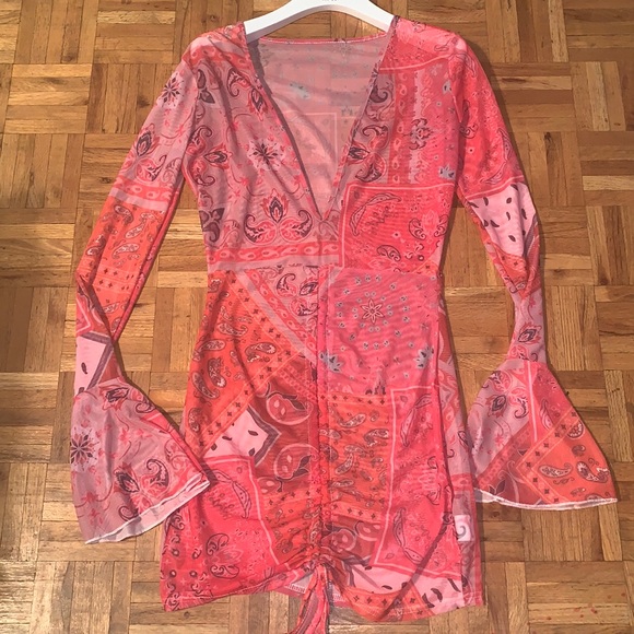 Sexy Printed V Neck Long Sleeve Short Dress - Picture 2 of 5